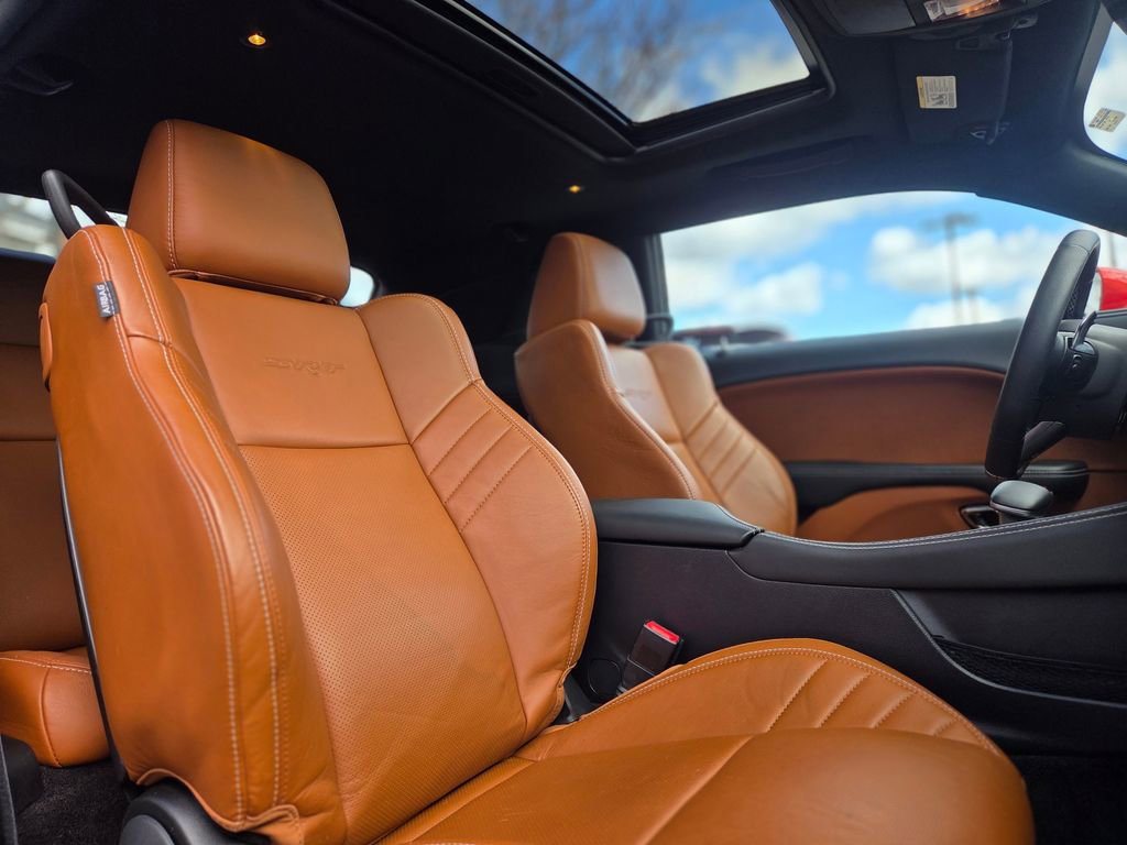 Used 2016 Dodge Challenger SRT Hellcat image 23