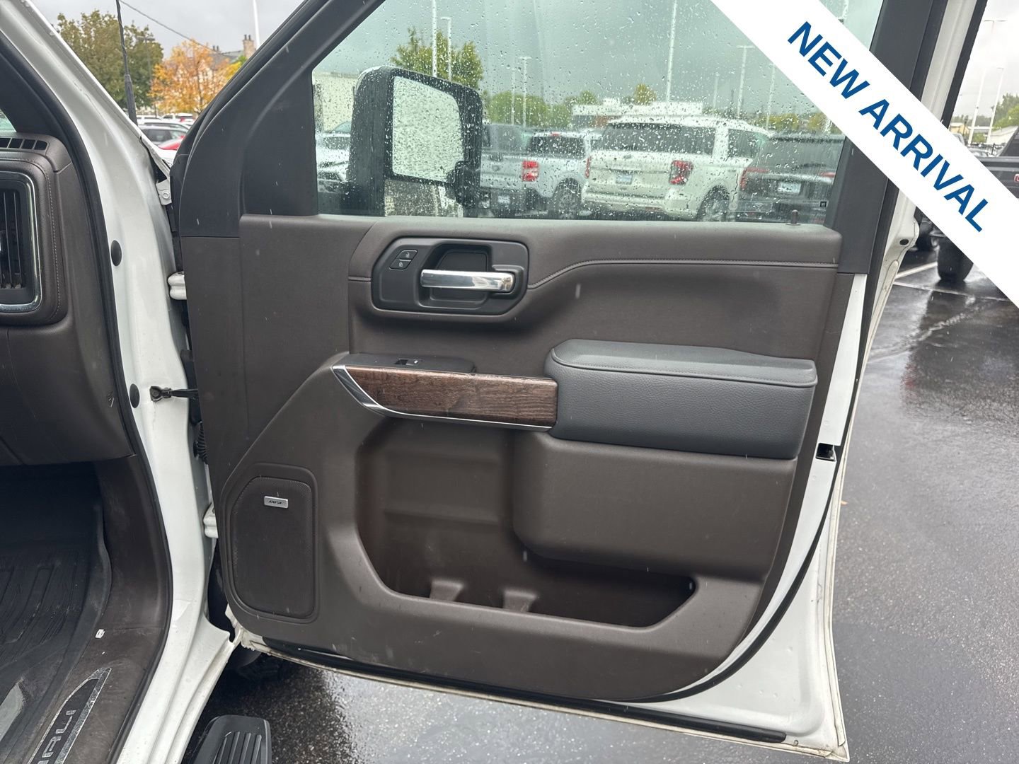 Used 2020 GMC Sierra 2500 Denali w/ Denali Ultimate Package AWD/4WD image 10