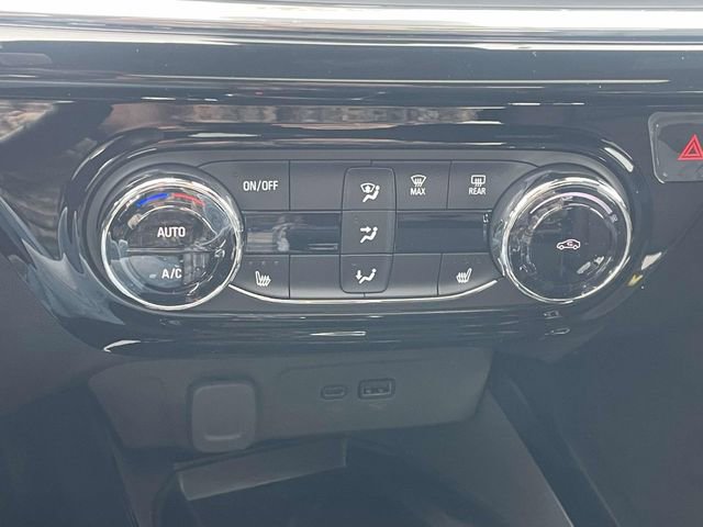 New 2026 Chevrolet Trax RS w/ Sunroof Package image 16