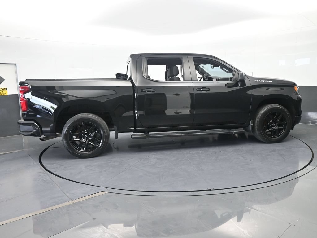 Used 2024 Chevrolet Silverado 1500 RST RWD image 7