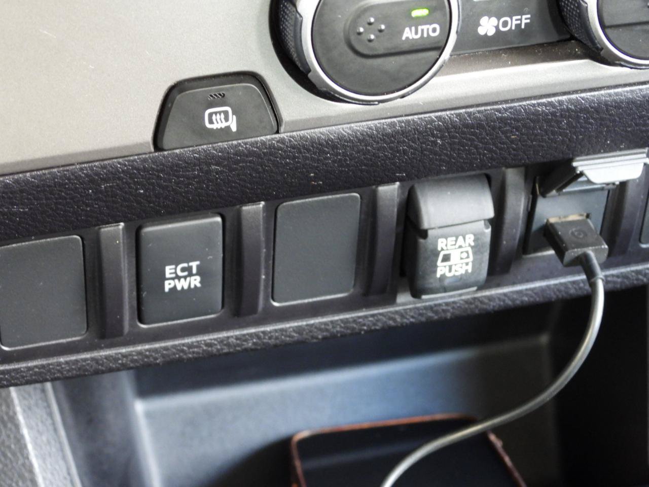 Used 2022 Toyota Tacoma SR5 RWD image 79