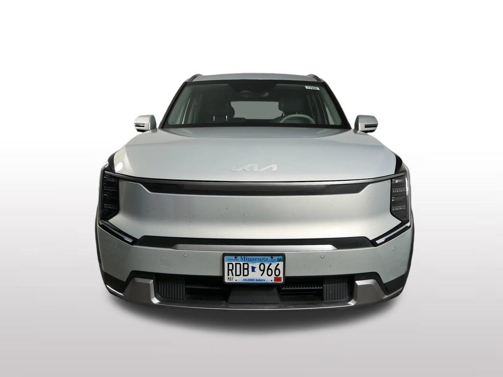 Used 2024 Kia EV9 Wind AWD/4WD image 4