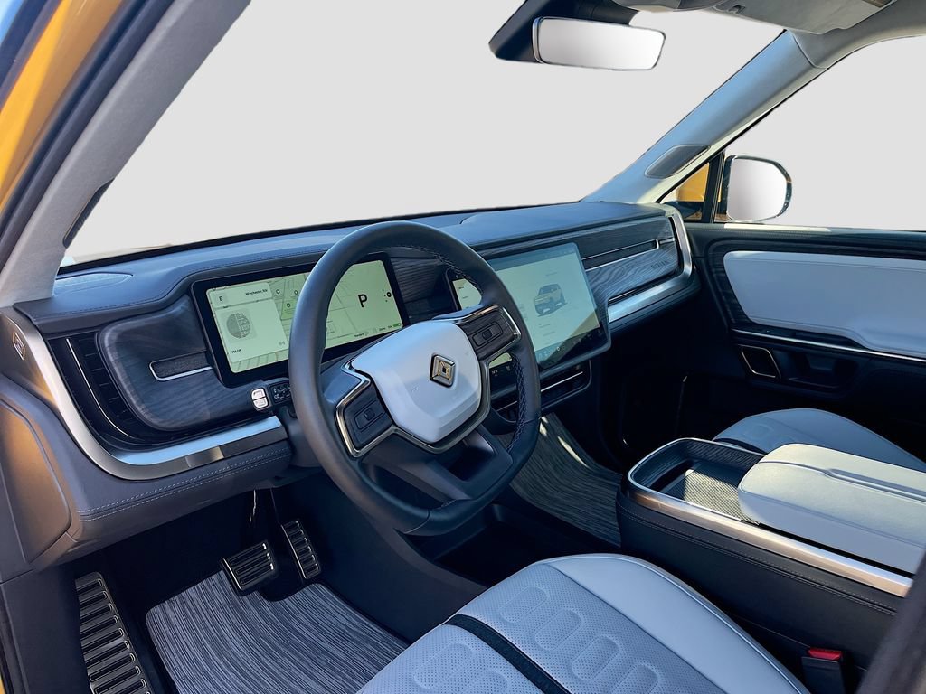 Used 2023 Rivian R1S Adventure AWD/4WD image 9