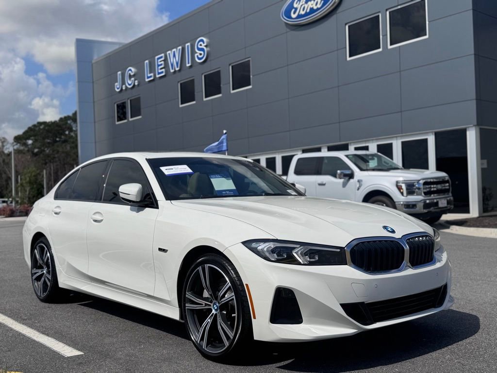Used 2023 BMW 330e w/ Premium Package image 1