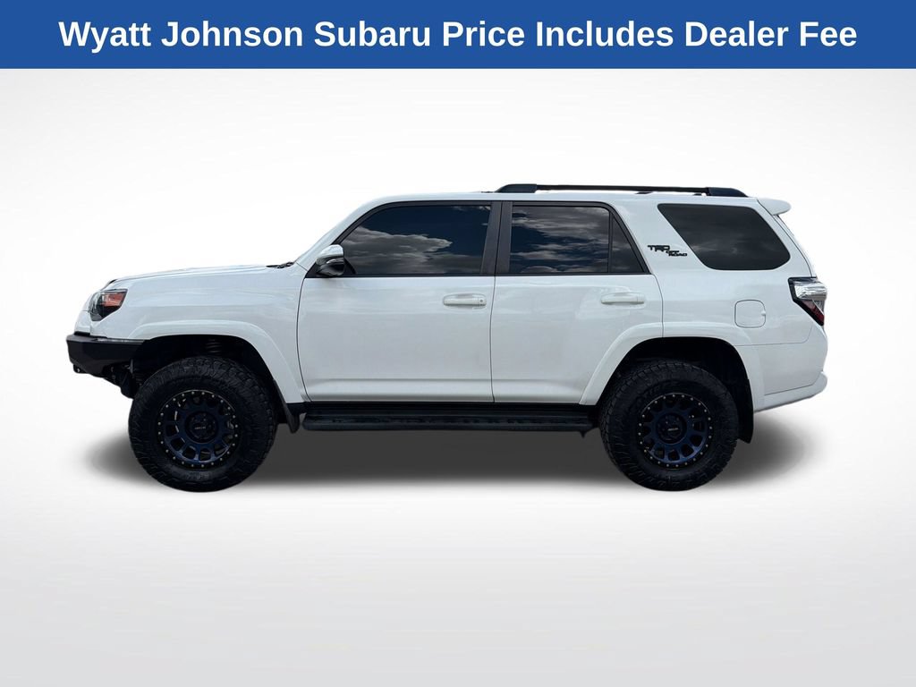 Used 2020 Toyota 4Runner TRD Off-Road Premium w/ Moonroof Package AWD/4WD image 3