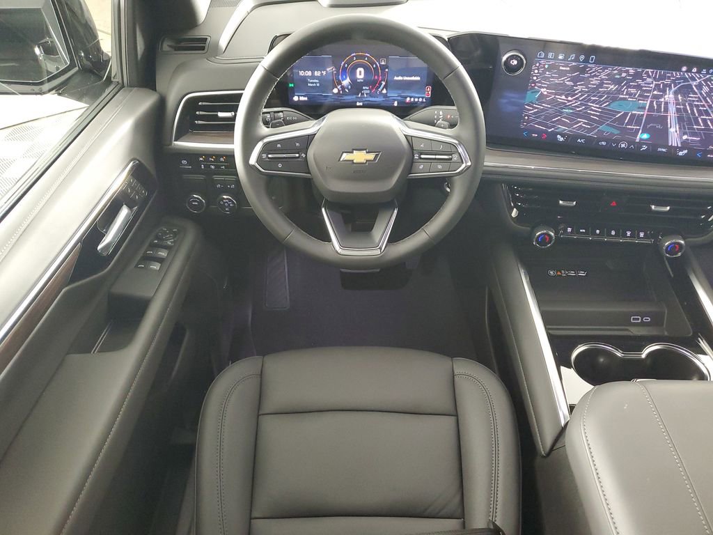 New 2026 Chevrolet Suburban LT image 15