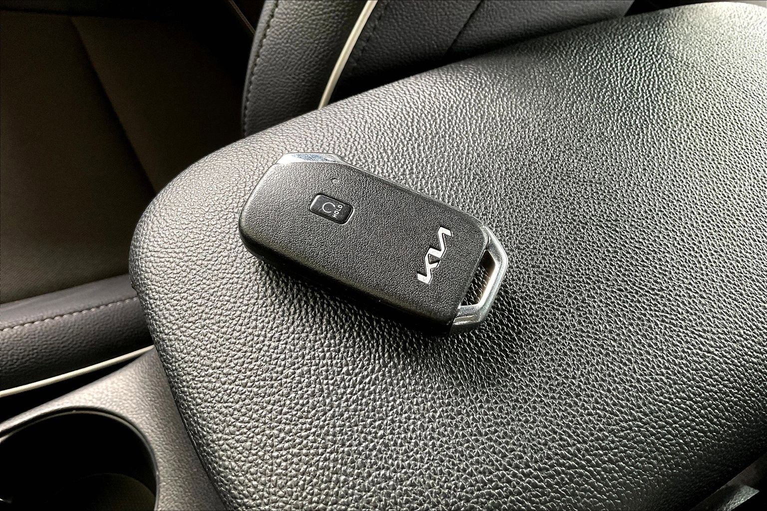 Used 2023 Kia Forte GT-Line FWD image 31