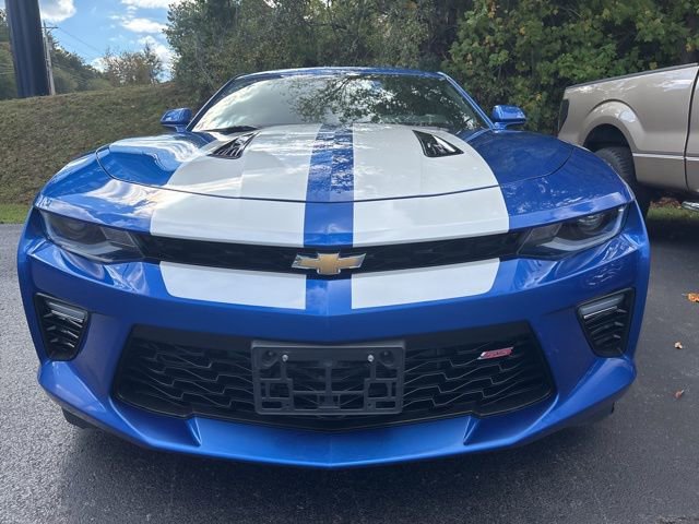 Used 2017 Chevrolet Camaro SS image 10