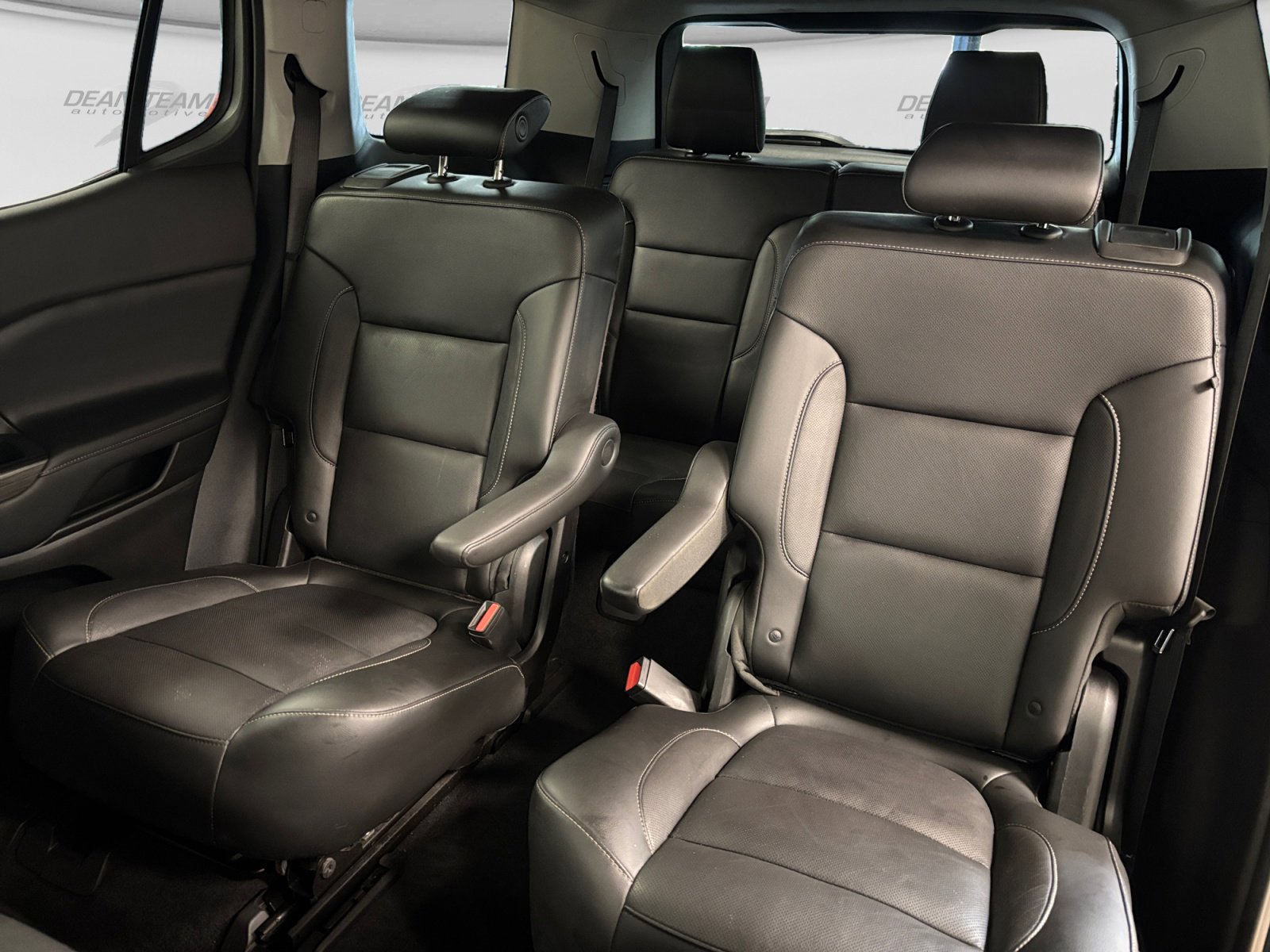 Used 2019 GMC Acadia SLT FWD image 16