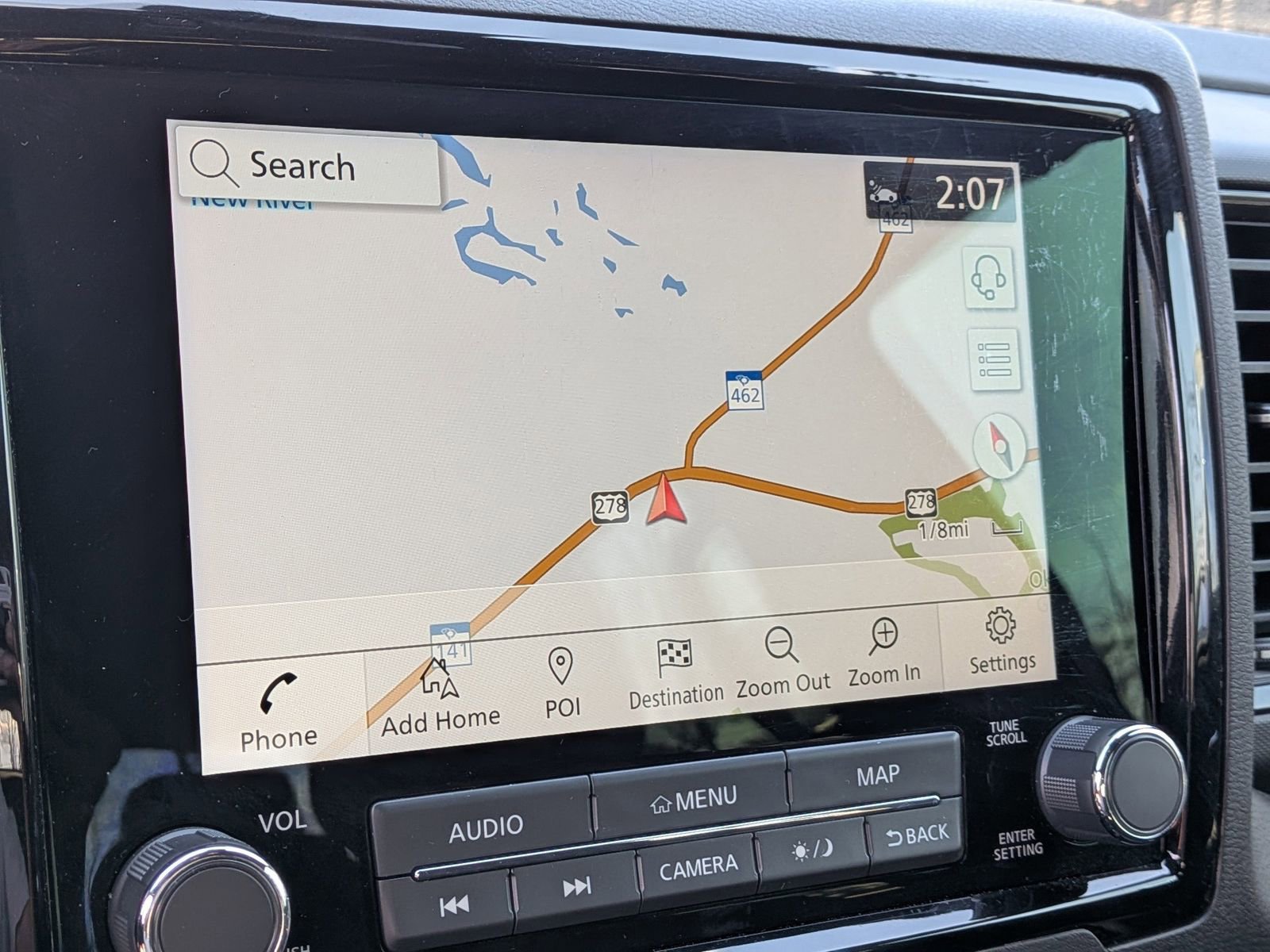 Used 2024 Nissan Frontier Pro-X image 24