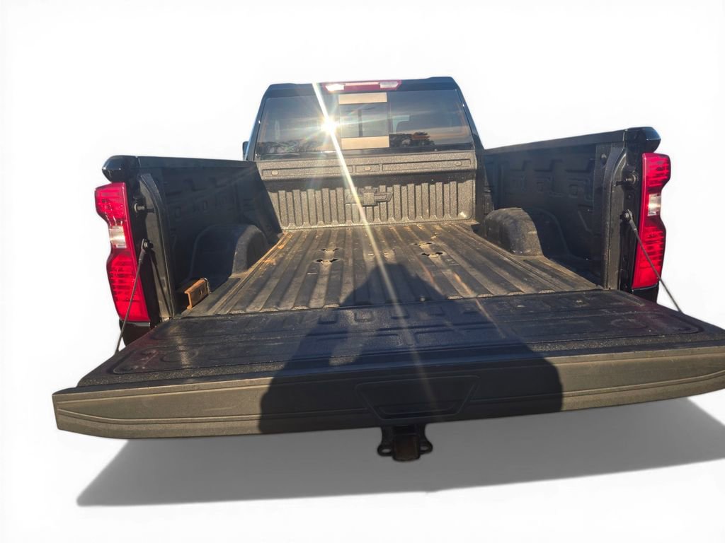 Used 2020 Chevrolet Silverado 2500 LT w/ Convenience Package image 5