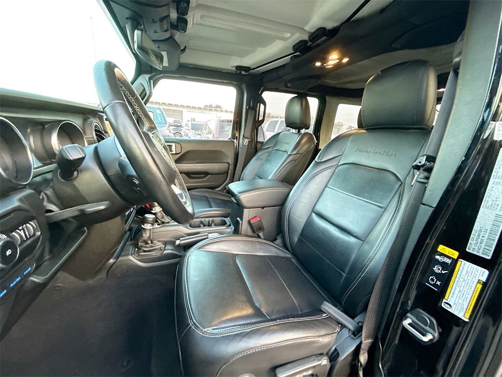 Used 2022 Jeep Wrangler Unlimited Sahara w/ Cold Weather Group image 23