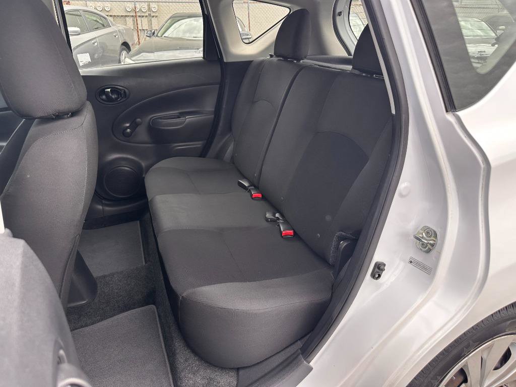 Used 2018 Nissan Versa Note S FWD image 14