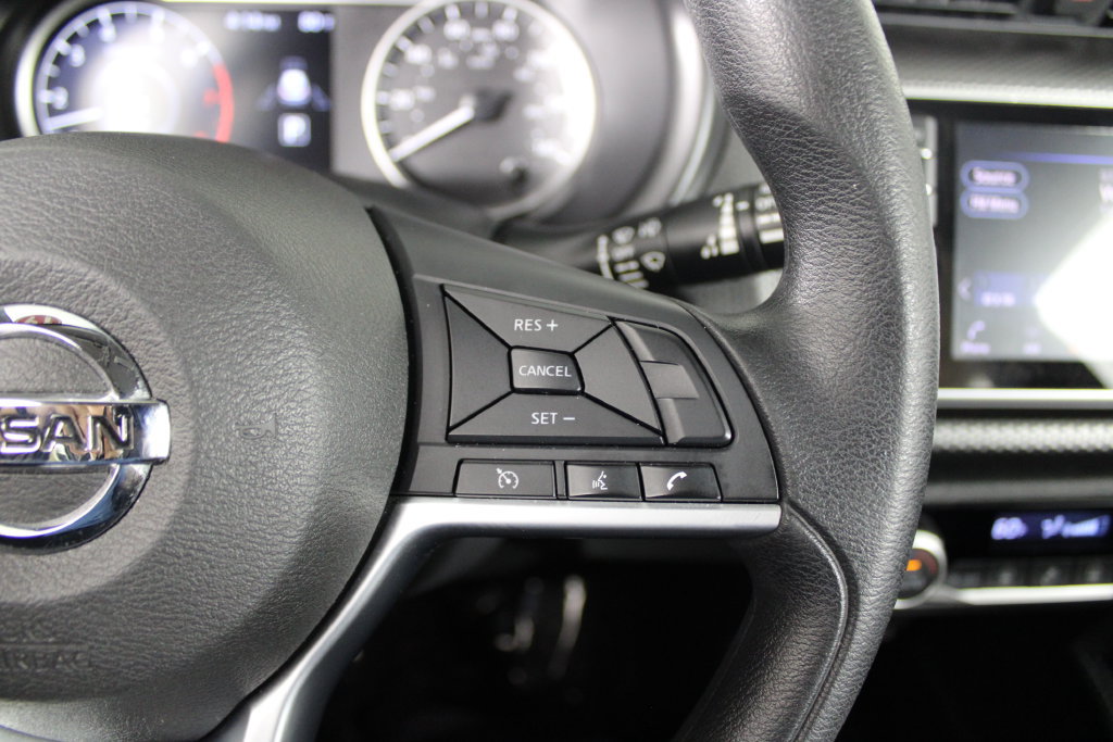 Certified 2019 Nissan Kicks SV FWD image 25