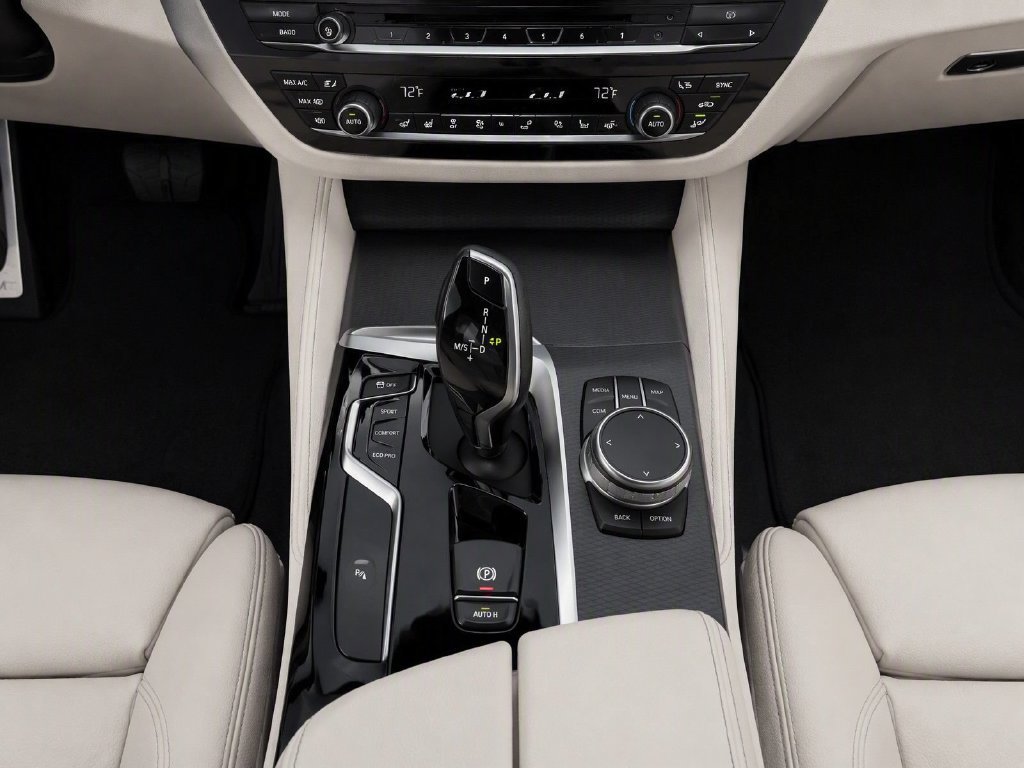 Certified 2023 BMW 530i xDrive w/ M Sport Package AWD/4WD image 30