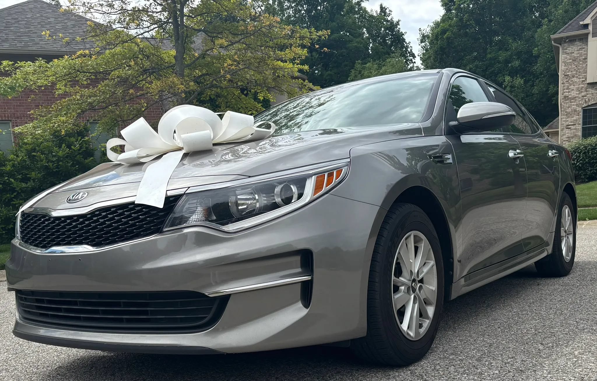Used 2018 Kia Optima LX FWD image 1