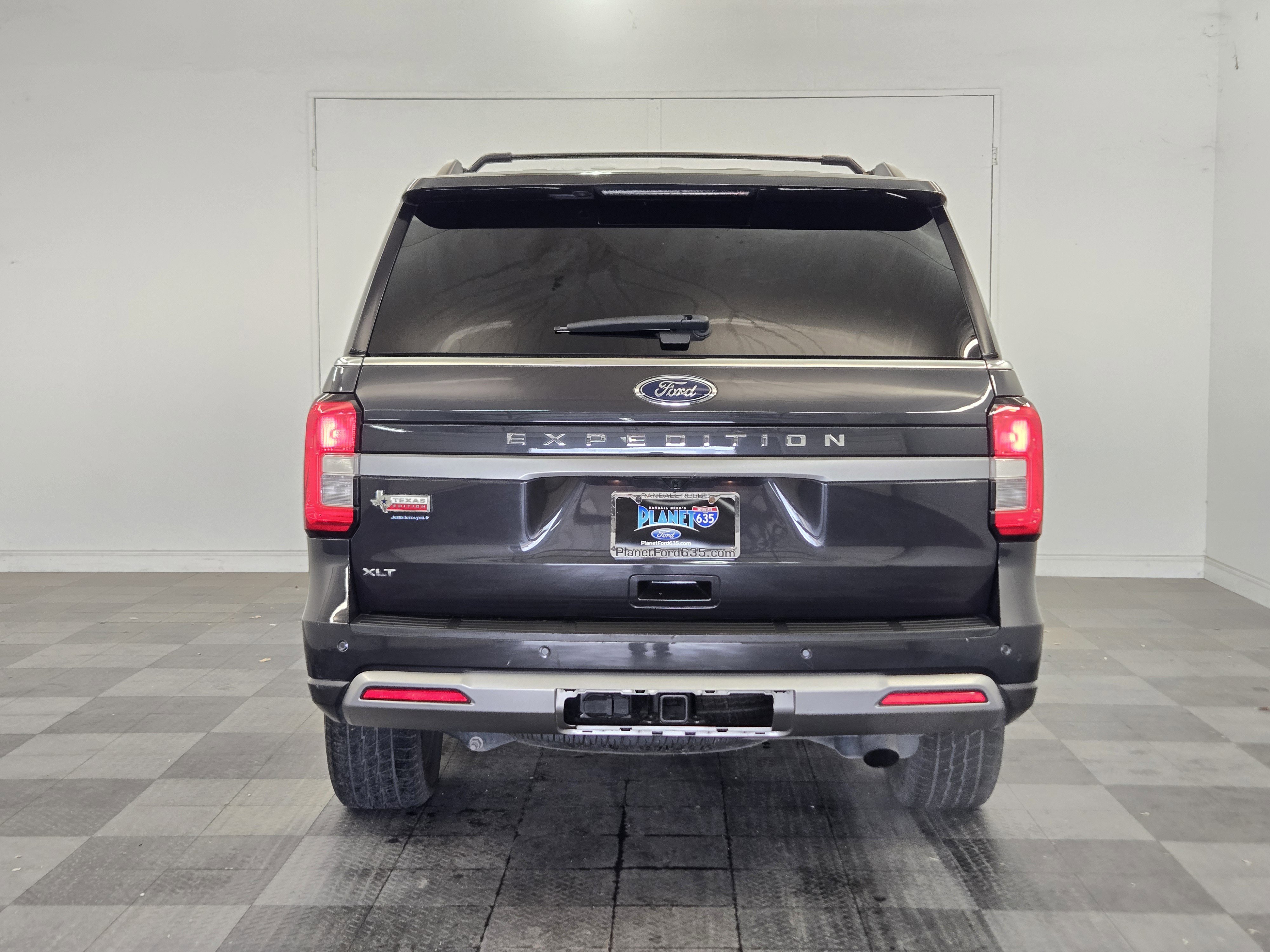 Certified 2022 Ford Expedition XLT image 6