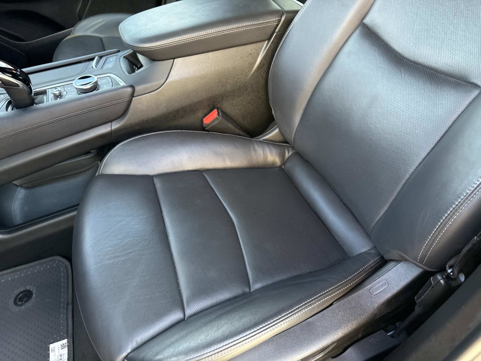 Used 2025 Cadillac XT6 Premium Luxury image 22