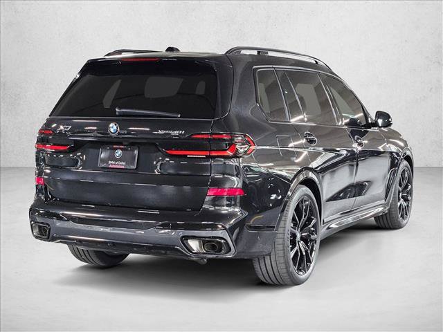 Used 2027 BMW X7 xDrive40i w/ M Sport Package AWD/4WD image 5