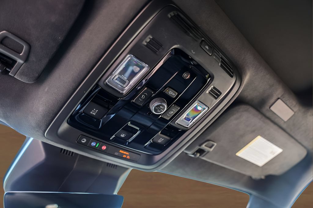 Certified 2025 Cadillac Escalade V w/ LPO, ONYX Package AWD/4WD image 50