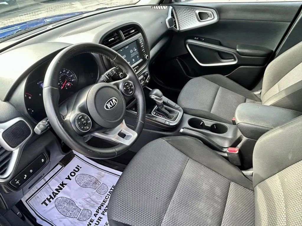 Used 2020 Kia Soul X-Line image 2