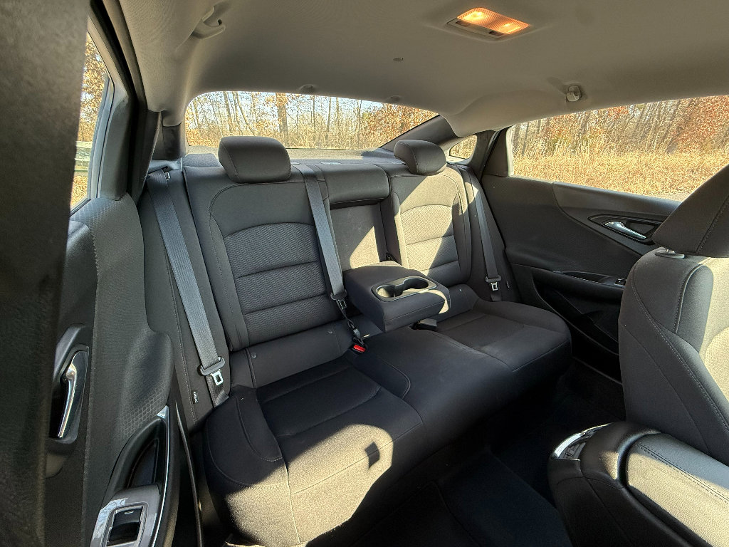 Used 2019 Chevrolet Malibu LT image 24