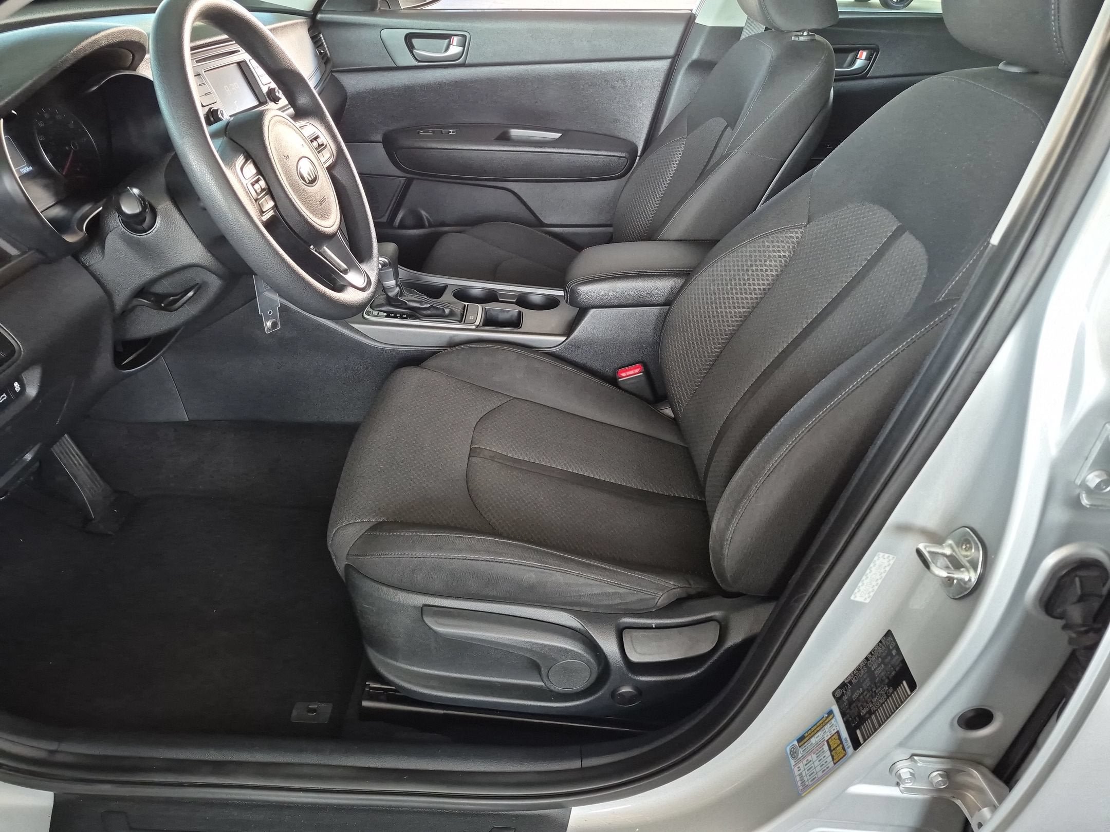 Used 2017 Kia Optima LX FWD image 13