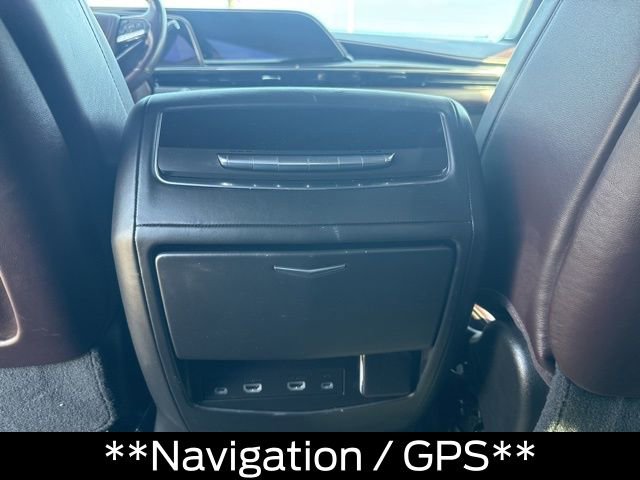 Used 2021 Cadillac Escalade Sport Platinum AWD/4WD image 13