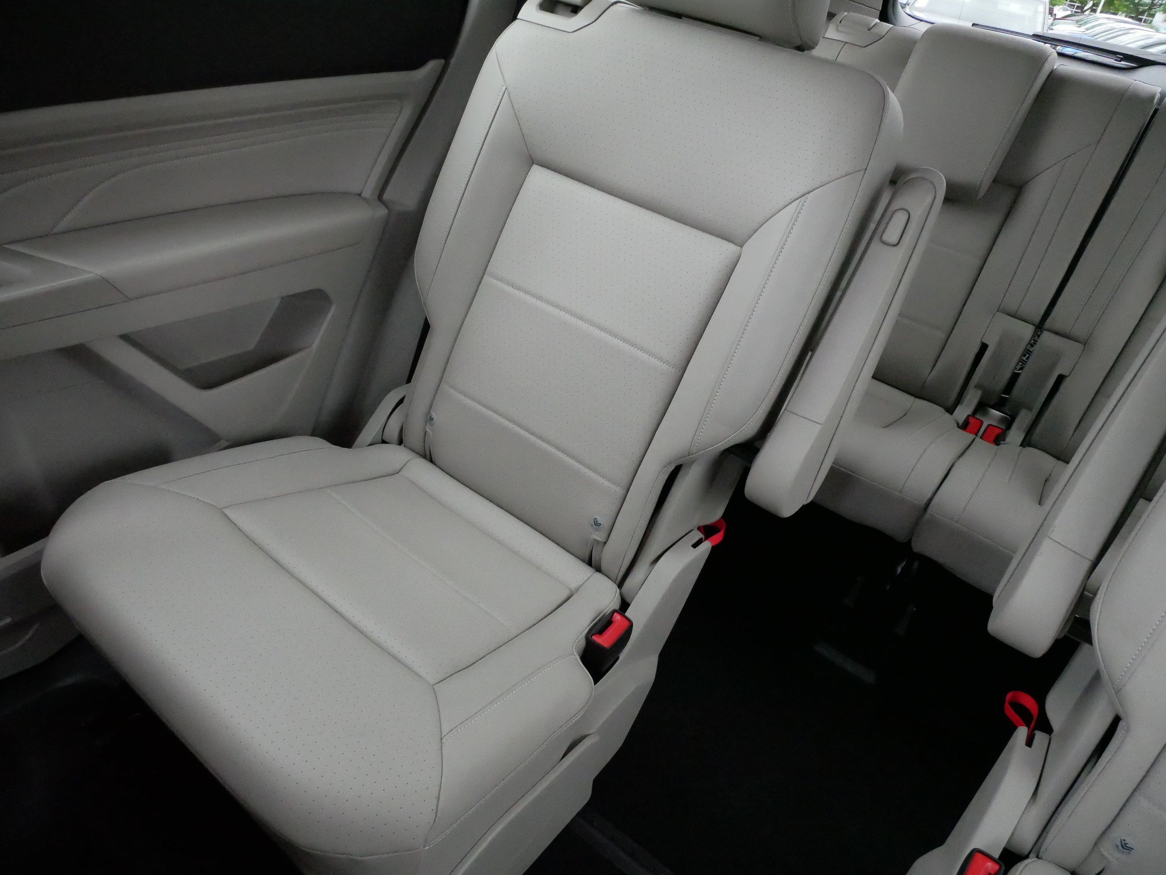 Certified 2023 Volkswagen Atlas SEL AWD/4WD image 12