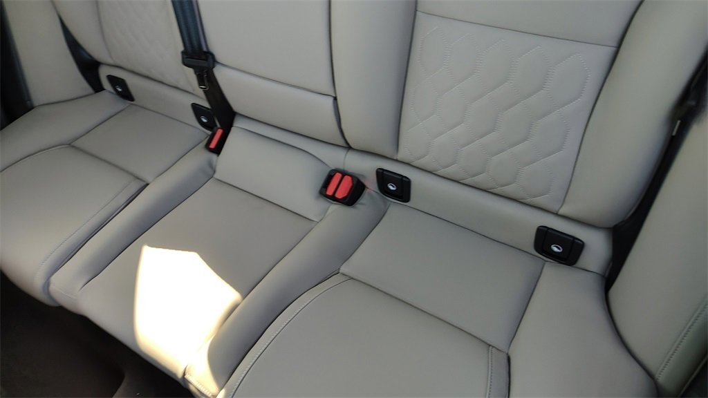 New 2026 Volvo XC60 B5 Plus w/ Protection Package Premier image 28