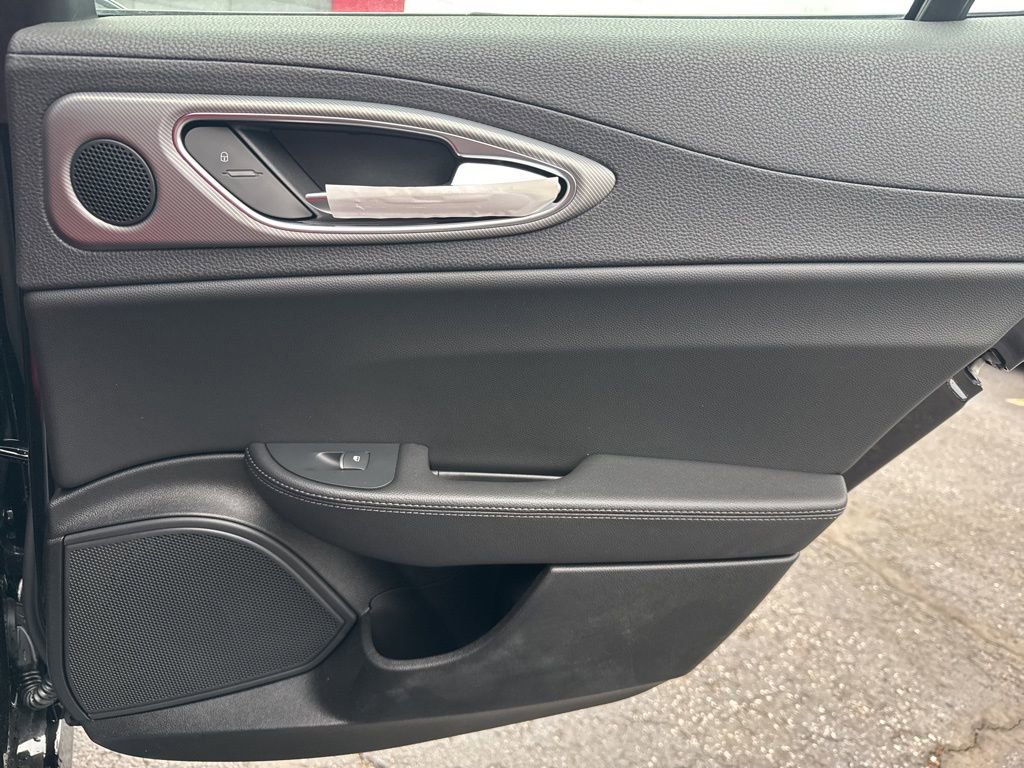 New 2026 Alfa Romeo Giulia AWD image 21