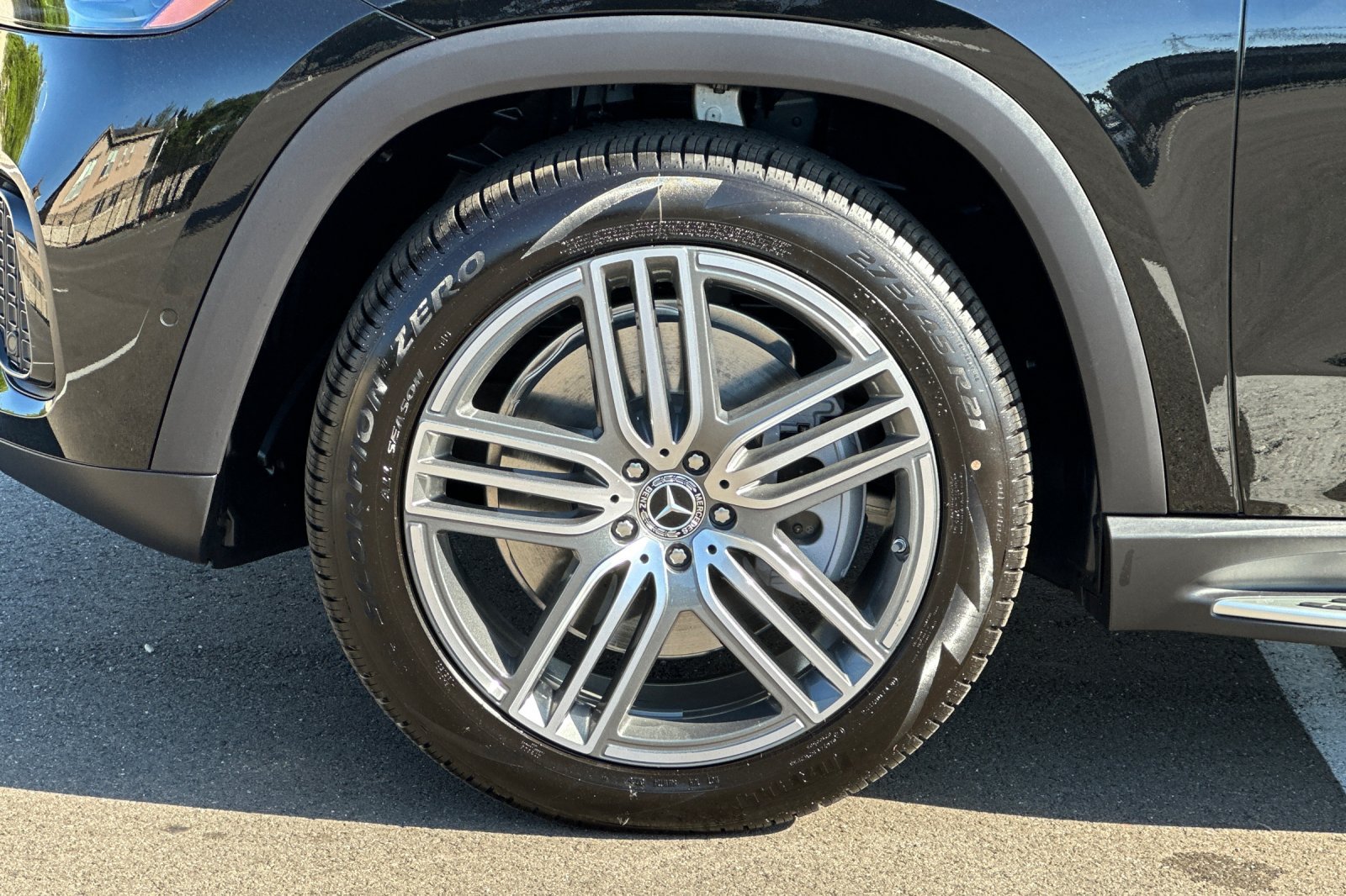 New 2026 Mercedes-Benz GLS 450 4MATIC image 27