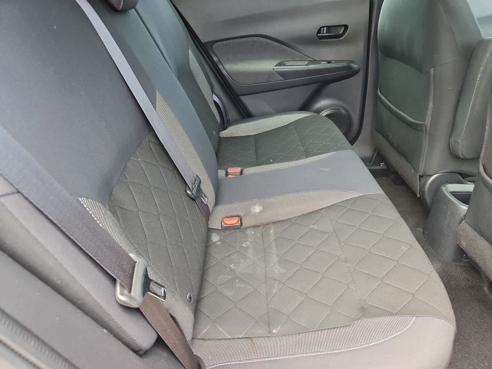 Used 2019 Nissan Kicks S FWD image 18