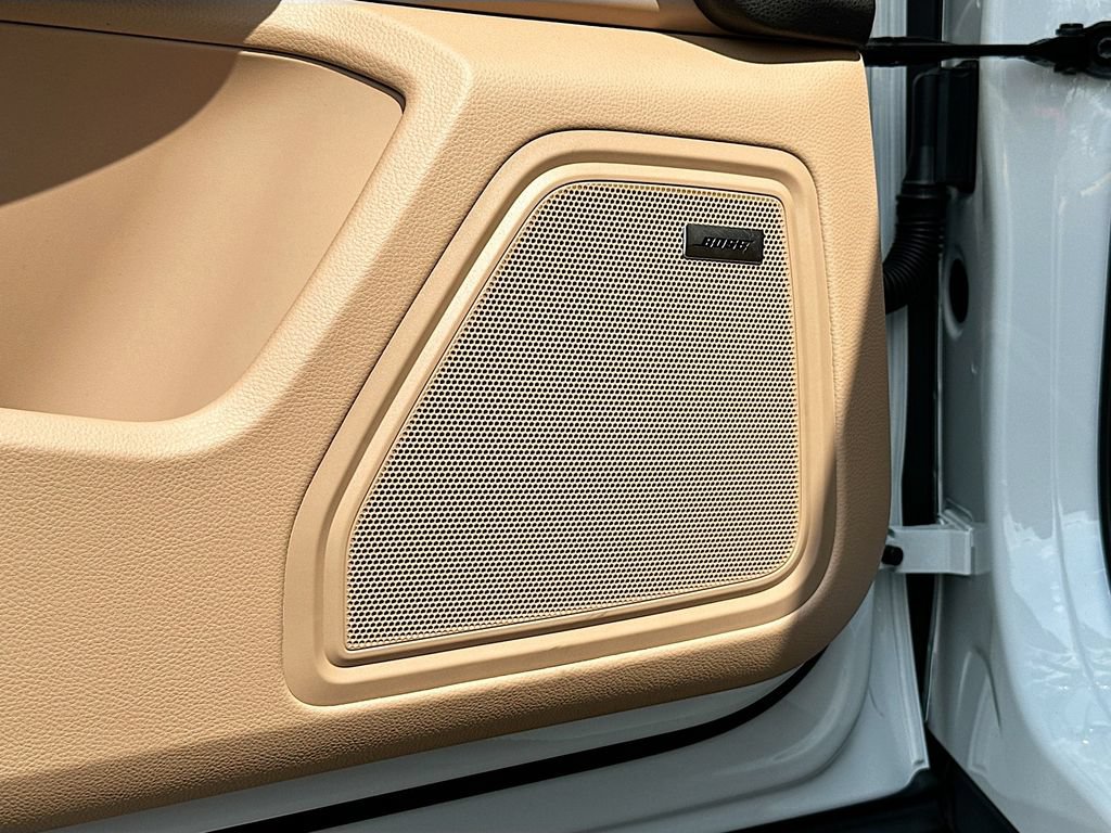 New 2026 Porsche Macan AWD/4WD image 21