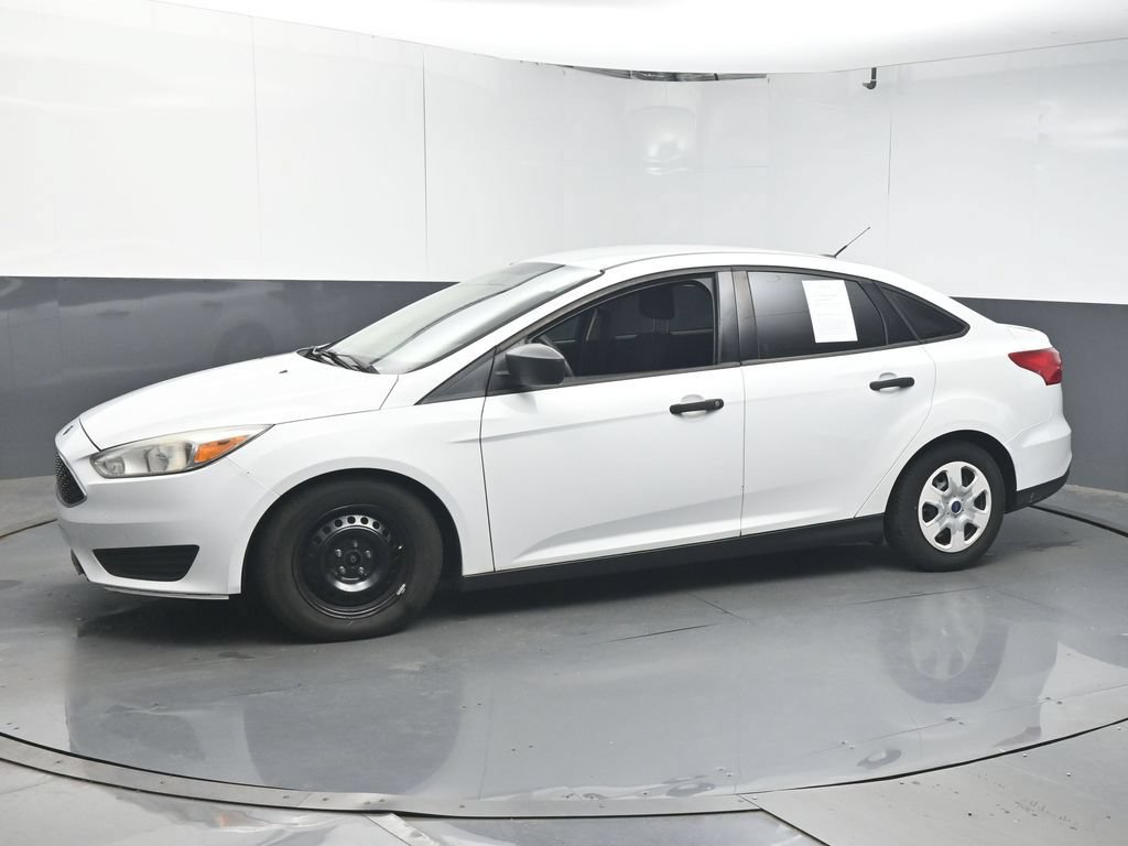 Used 2016 Ford Focus S FWD image 4