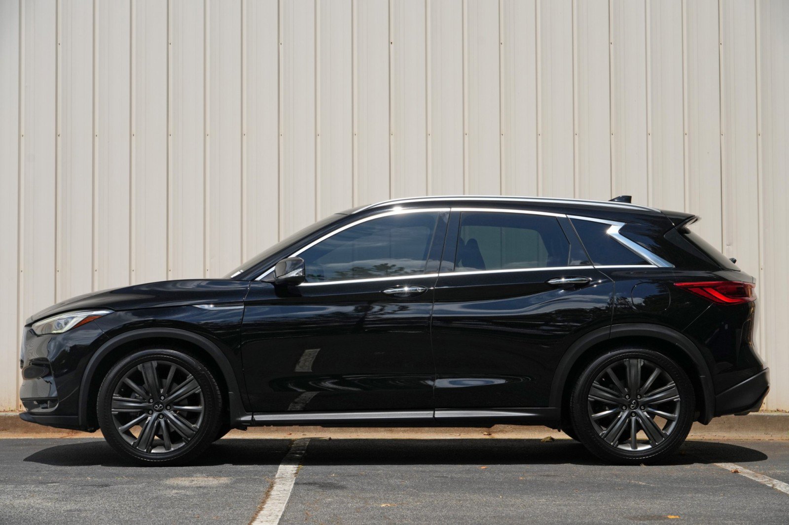 Used 2020 INFINITI QX50 Essential w/ Edition 30 Package FWD image 8