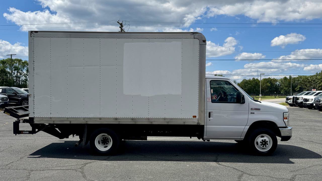 Used 2019 Ford E-350 and Econoline 350 Super Duty w/ Power Windows & Locks Group RWD image 5