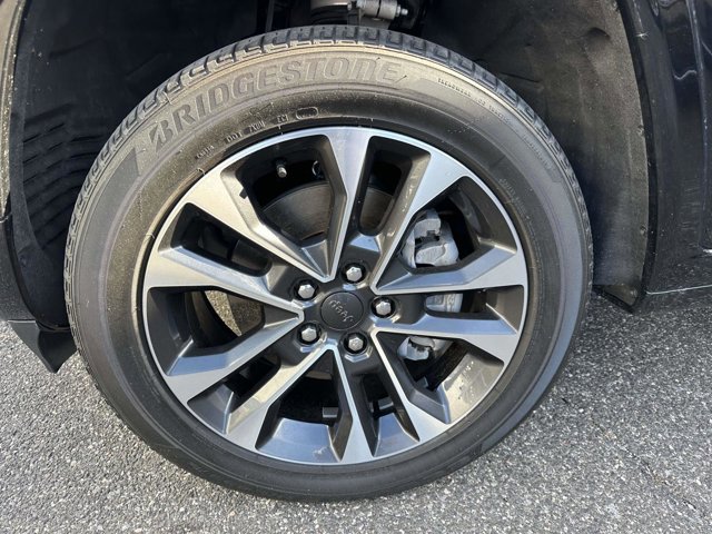 Used 2023 Jeep Grand Cherokee Overland image 7