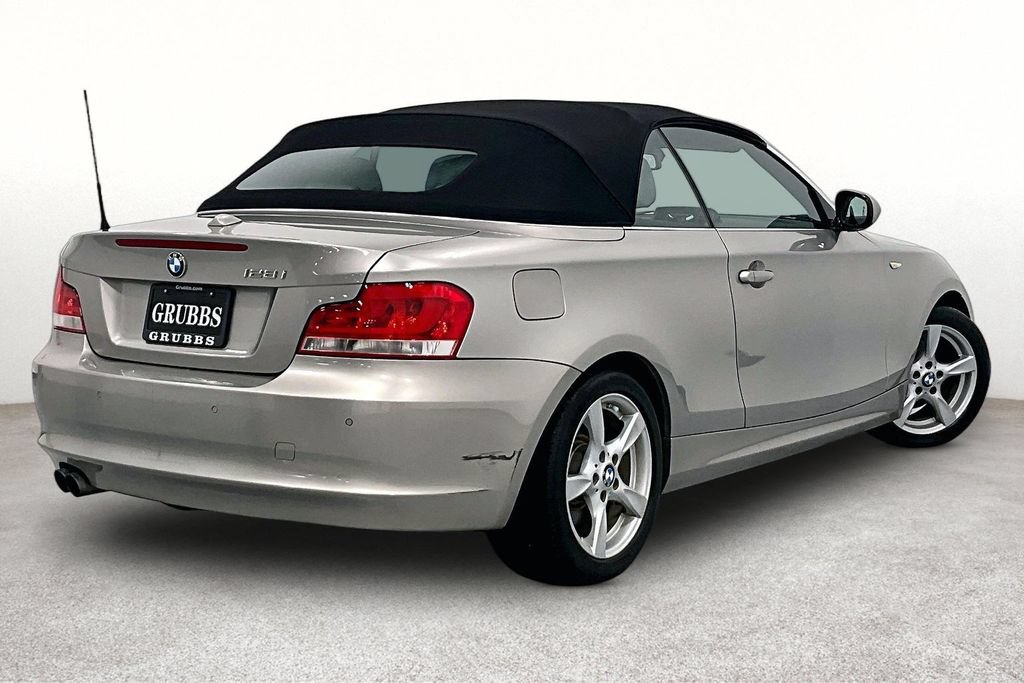 Used 2012 BMW 128i Convertible RWD image 2