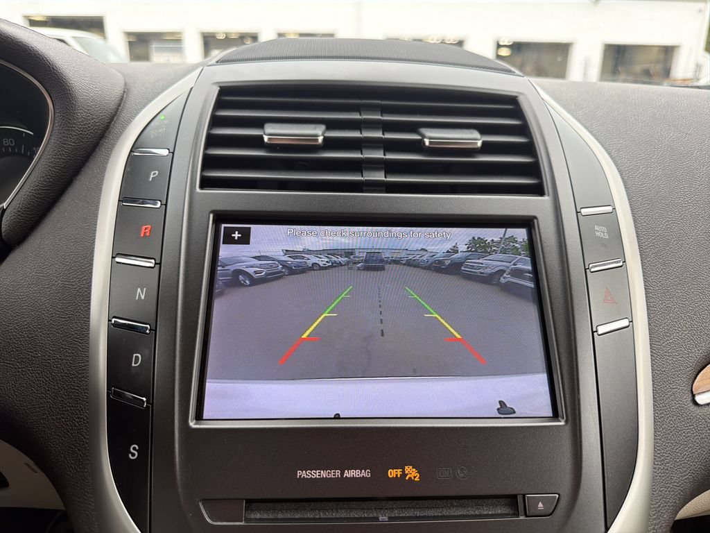 Used 2019 Lincoln MKC Select w/ MKC Climate Package AWD/4WD image 25