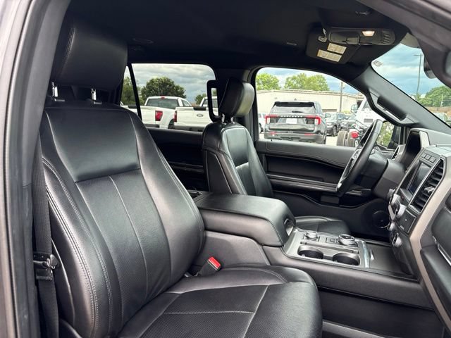 Used 2020 Ford Expedition Max XLT w/ Equipment Group 202A AWD/4WD image 11