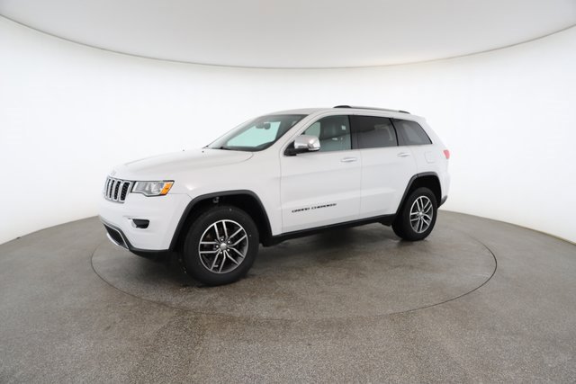 Used 2017 Jeep Grand Cherokee Limited image 3
