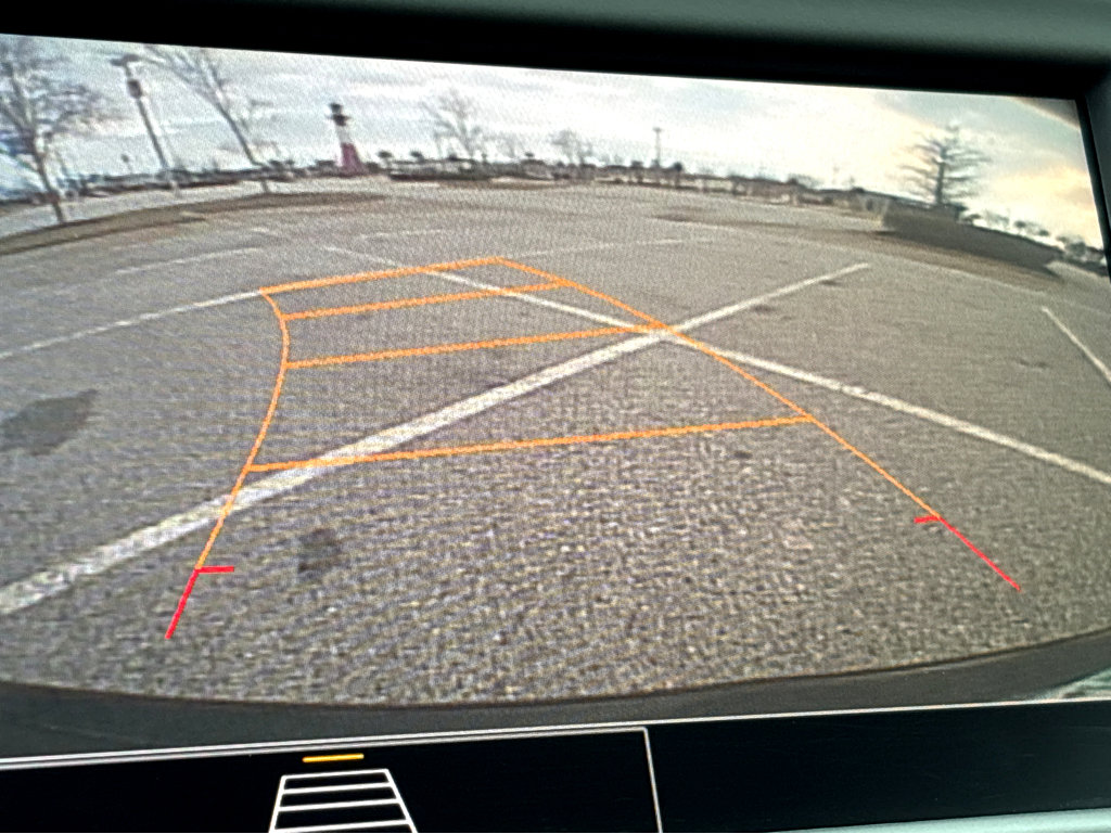 Used 2022 Chevrolet Equinox LS w/ LS Convenience Package image 28