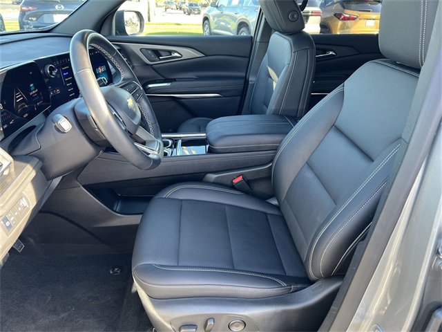 Certified 2024 Chevrolet Traverse LT w/ Trailering Package image 13