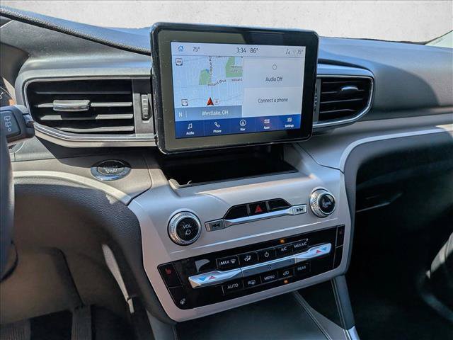 Certified 2023 Ford Explorer XLT w/ Equipment Group 202A AWD/4WD image 16