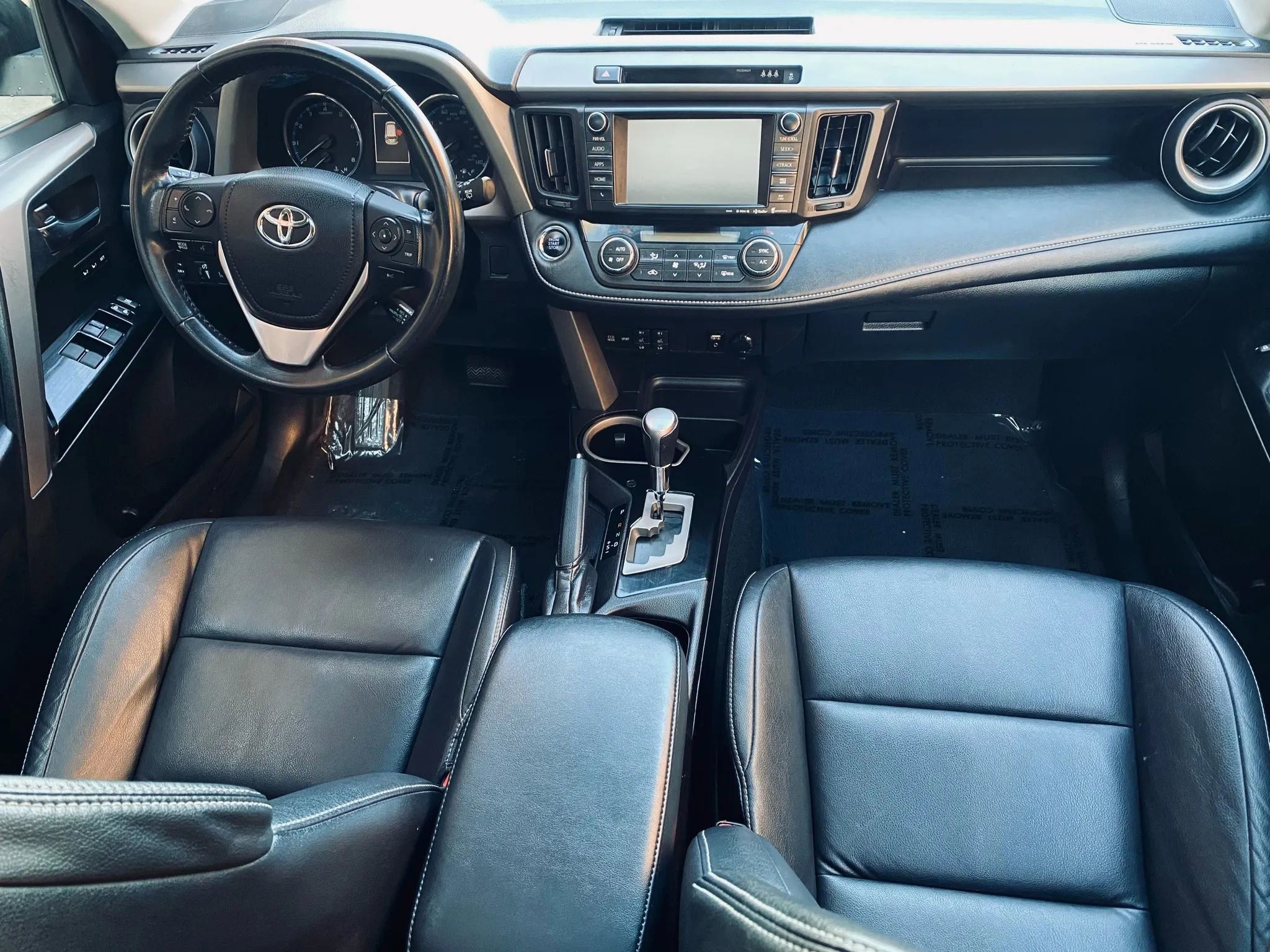 Used 2018 Toyota RAV4 Limited w/ All Weather Liner Package image 9