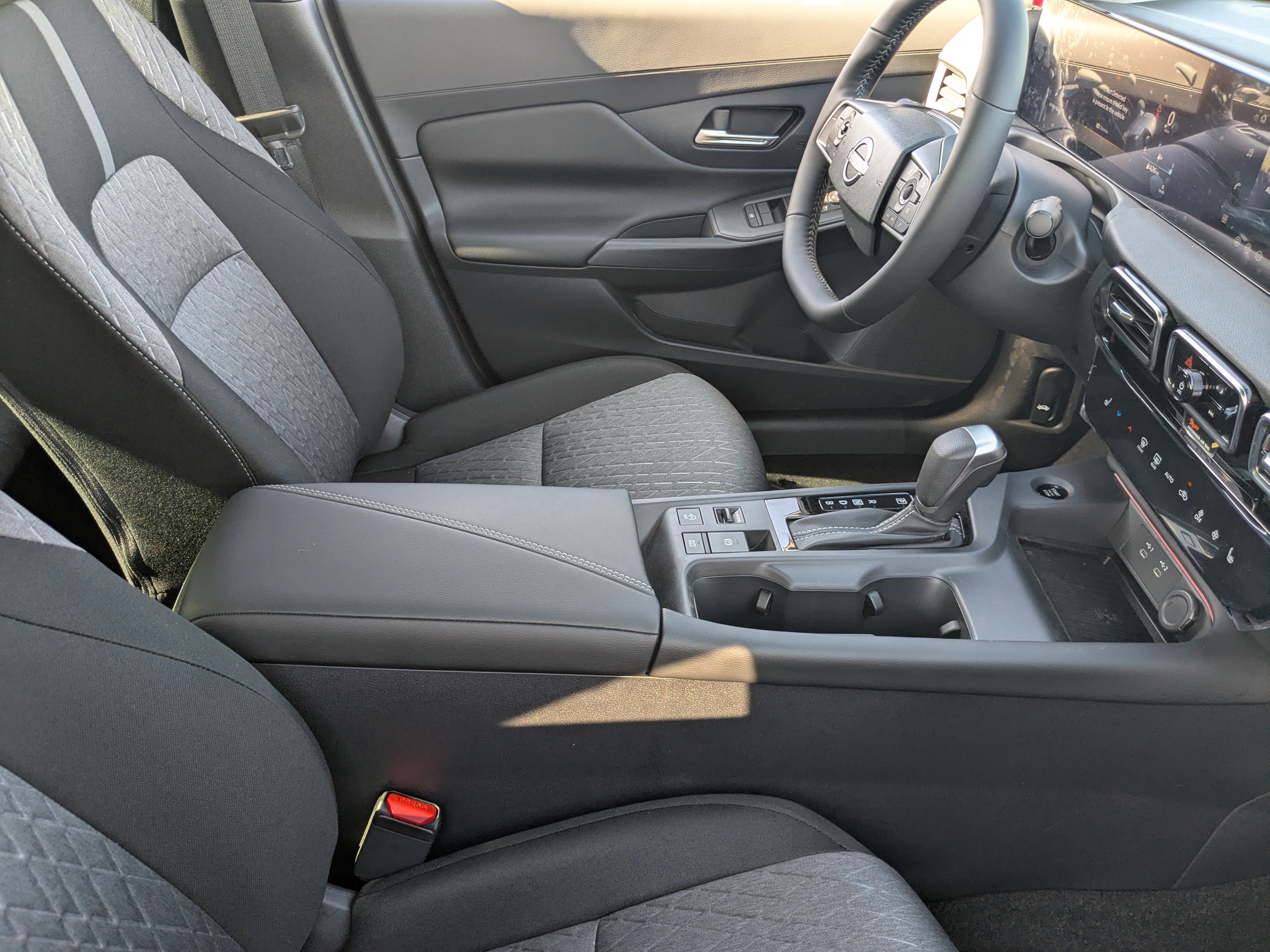 New 2026 Nissan Sentra SV w/ SV Convenience Package FWD image 26