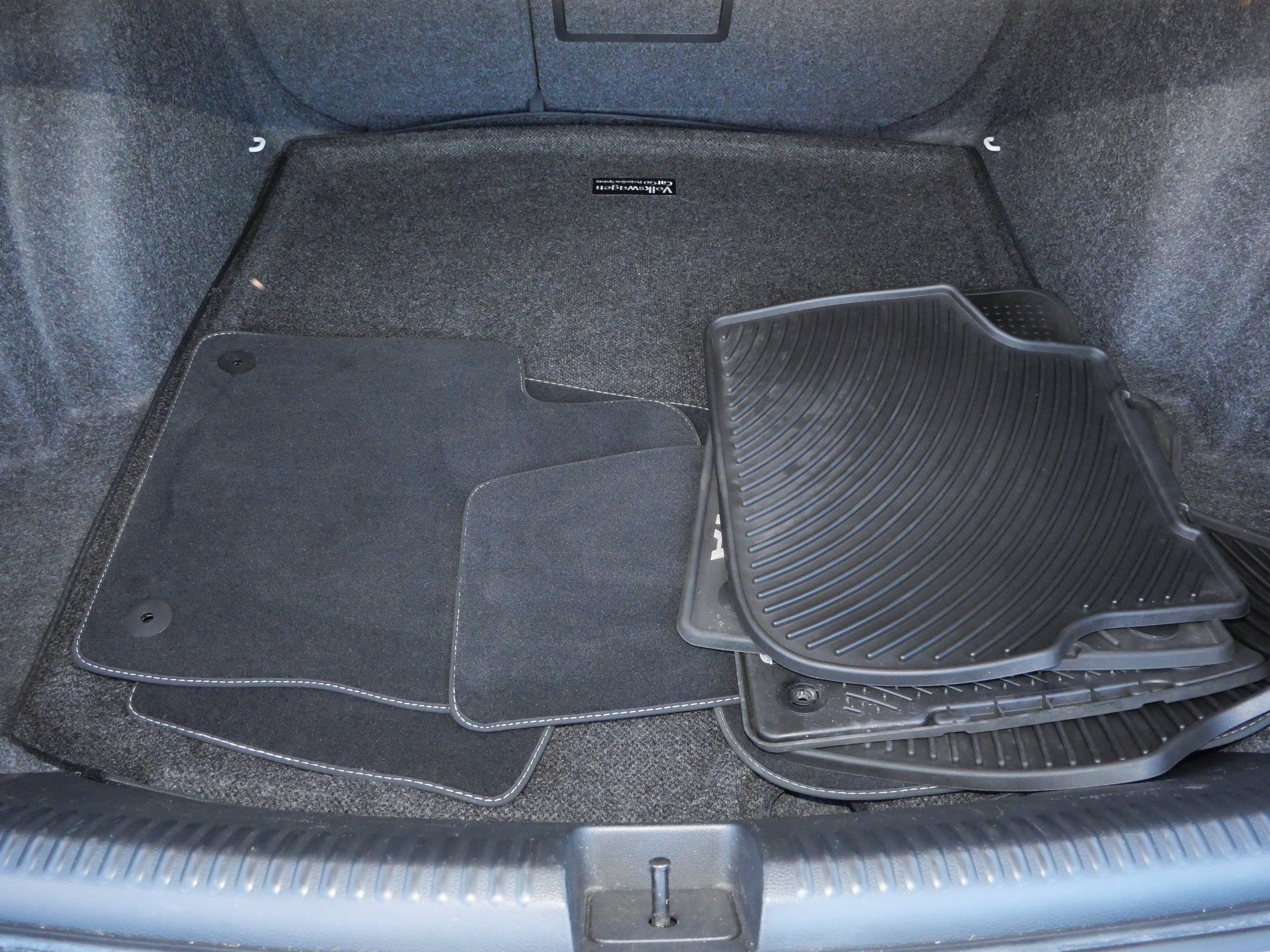 Used 2016 Volkswagen Jetta Sport FWD image 18