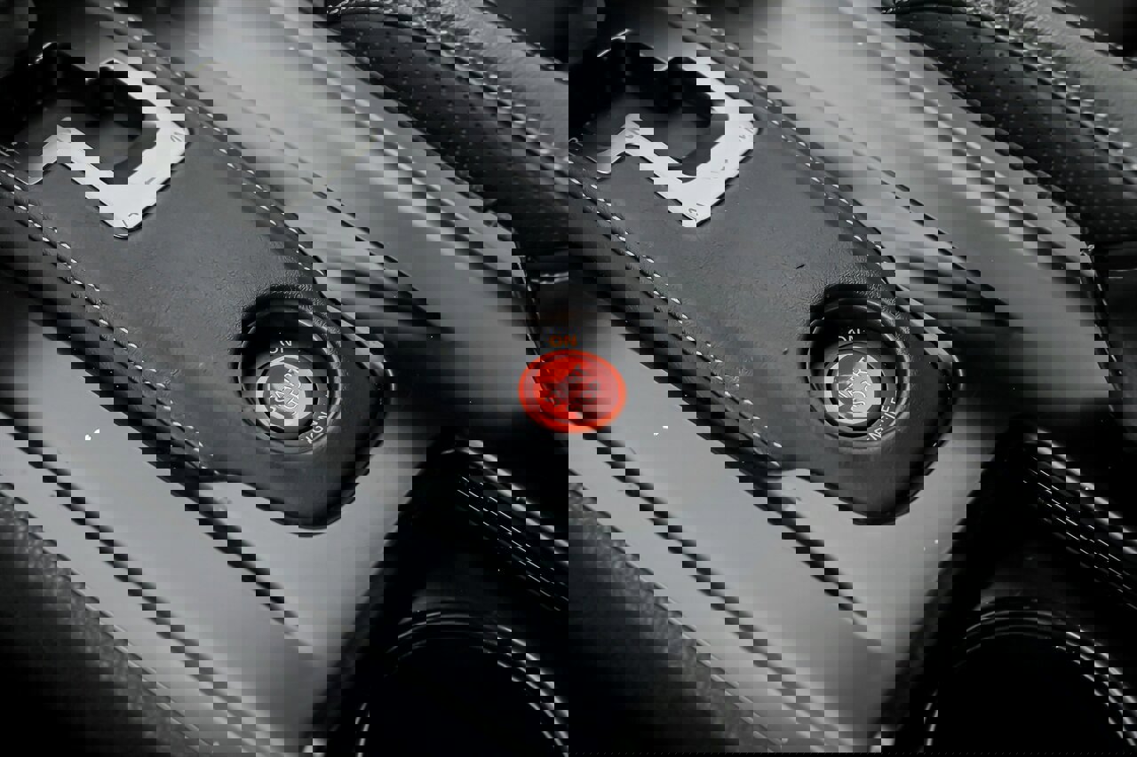 Used 2015 Nissan GT-R Black Edition image 36