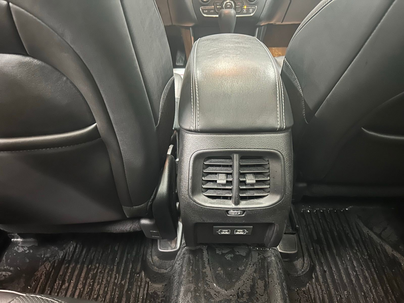 Certified 2021 Jeep Cherokee Latitude Lux w/ Sun & Sound Group image 24